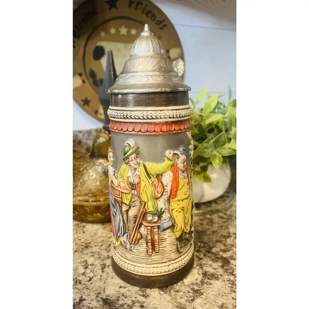 Vtg Gertz Beer Stein Pub Scene Translation “ A Full Glass, A Lot Of Fun” 9”